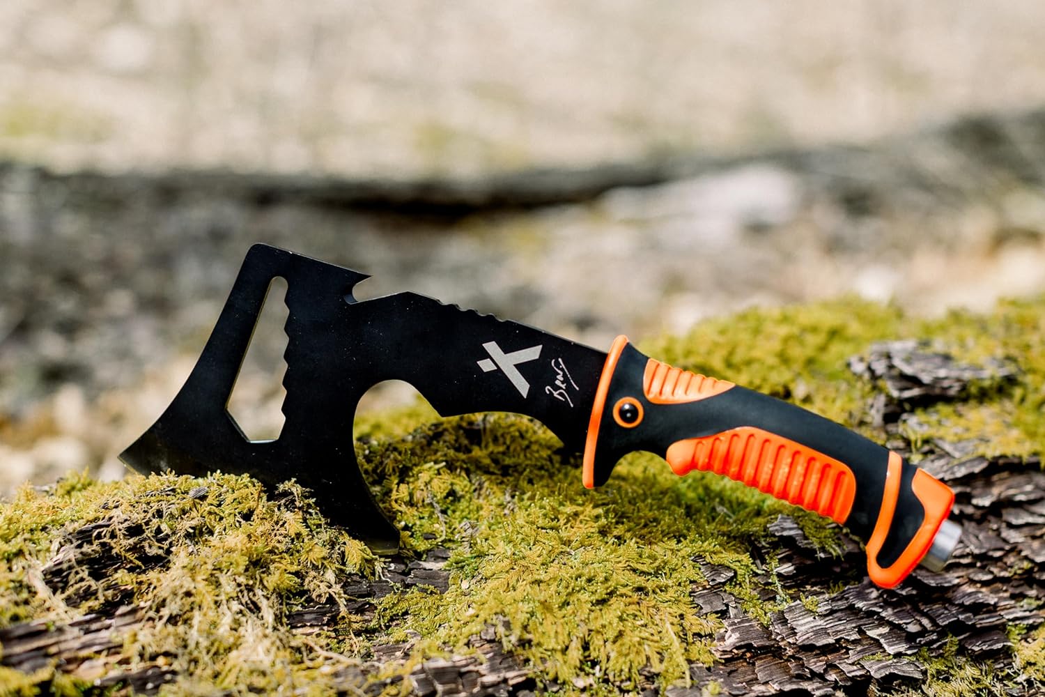 Ultimate Hatchet